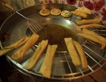 Los tacos dorados pueden disfrutarse sin culpa si se preparan con ciertos ingredientes. EL INFORMADOR/ ARCHIVO