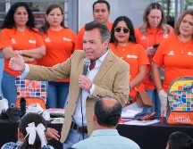 En Teuchitlán, en la primera etapa, mil 283 alumnos recibieron los primeros paquetes escolares. CORTESÍA