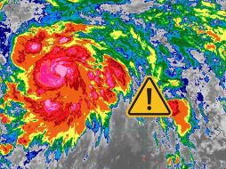 Según el Servicio Meteorológico Nacional, a las 06:00 horas, tiempo del centro de México, su centro se localizó aproximadamente a 255 kilómetros al sur-sureste de Puerto Ángel, Oaxaca. ESPECIAL / SMN