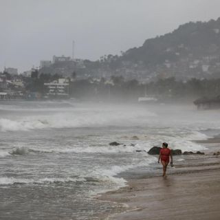 ¿Cuánta agua caería en Oaxaca y Guerrero por huracán "Erick"?