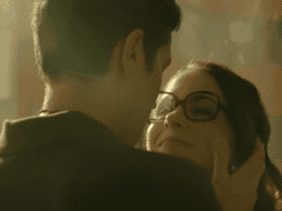 La película mexicana Nuestros tiempos combina ciencia ficción y romance. YOUTUBE/ NETFLIX LATINOAMÉRICA