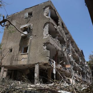 Irán responde a Estados Unidos con más misiles en Israel