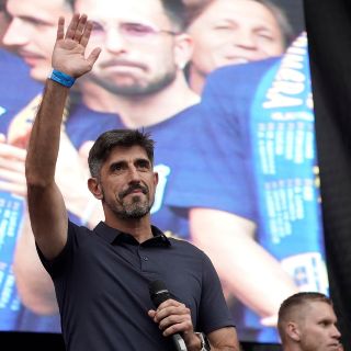 Profe Pauno: De un paso irregular por México a hacer historia con Real Oviedo