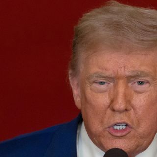 Trump califica de "muy débil" respuesta iraní a su ataque