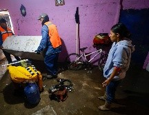 En el canal el nivel del agua alcanzó los tres metros de altura; al interior de algunas viviendas fueron hasta dos metros. EL INFORMADOR / H. FIGUEROA
