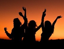 El artículo 74 de la Ley Federal del Trabajo señala cuales son los días de descanso obligatorio en el país. UNSPLASH/ L. Guzman