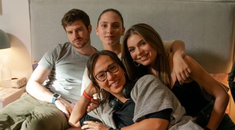 Con esa misma mirada se estrenará este viernes 27 de junio en ViX. CORTESÍA / Con esa misma mirada / ViX