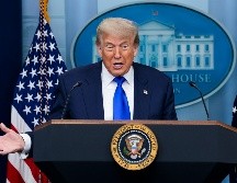 Trump aseguró que se encuentra en medio de negociaciones con la presidenta de la Comisión Europea. EFE/S. THEW