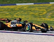 Este resultado lo coloca nuevamente en la conversación por el título mundial de pilotos en esta emocionante temporada 2025 de la Fórmula 1. EFE/A. SZILAGYI