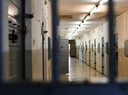 El periodista planeaba cubrir la conmemoración de los diez años de la muerte del futbolista camerunés del Cabilia Albert Ebossé, fallecido a causa del lanzamiento de una piedra desde la grada por parte de un aficionado. UNSPLASH / M. Ansley