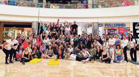 Galerías Guadalajara celebra el Día Internacional del Yoga. GENTE BIEN JALISCO
