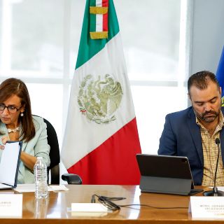 Tlajomulco firma compromiso de 'pantallas seguras' por las niñas y niños