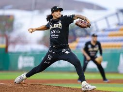 Dereck Rodríguez tuvo una mala salida donde recibió 12 hits y siete carreras en tres entradas. CORTESÍA/Charros de Jalisco