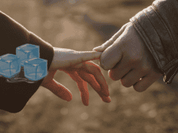 Hay múltiples factores que pueden hacer que las manos estén frías todo el tiempo, desde reacciones normales del cuerpo hasta padecimientos que requieren diagnóstico clínico. CANVA