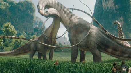 Escena de la cinta “Jurassic World Rebirth”, la nueva entrega de las aventuras de dinosaurios. CORTESÍA