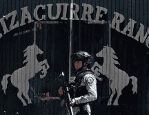 Los 10 hombres fueron arrestados por la comisión de tres delitos en agravio de tres víctimas. AP/ARCHIVO