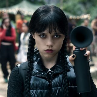 Así será el regreso de “Merlina”: misterios, enemigos y Lady Gaga