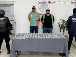 Se les aseguraron 100 mil dólares en efectivo, armamento, chalecos tácticos y dosis de droga. ESPECIAL
