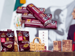 El Chocolate del Bienestar tiene 50% de cacao y 35% azúcar de caña, sin edulcorantes, ni saborizantes artificiales. X / @GobiernoMX