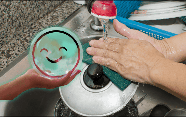 Lavar los platos puede ser un excelente ejercicio de mindfulness, una técnica que ayuda a reducir el estrés. ESPECIAL