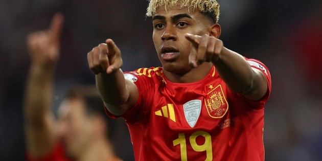 Chivas, presente en un recuerdo especial de Lamine Yamal