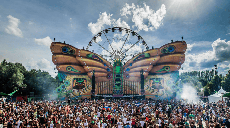 Algunas fuentes sugieren un incidente relacionado con las pruebas de los cañones utilizados para lanzar estos artefactos pirotécnicos. AFP/ARCHIVO