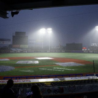 Lluvia impide tercer juego entre Charros y Rieleros