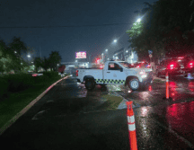 Los pasos  a desnivel quedaron inhabilitados por varias horas. X / @JaliscoVial