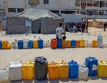 Tropas israelíes dispararon a una multitud de civiles que buscaban alimentos. EFE/H. Imad