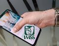 Para realizar el trámite del NSS desde la app IMSS Digital, sigue estos pasos. SUN / ARCHIVO