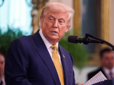 "A las personas en detención migratoria las tratan como menos que humanos", comentó Belkis Wille, directora asociada de crisis y conflicto en HRW. EFE/W. Oliver