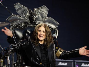Back to the Beginning fue mucho más que un concierto; fue una ceremonia de reverencia intergeneracional al legado imponente de Ozzy y Black Sabbath. X/ @BlackSabbath.