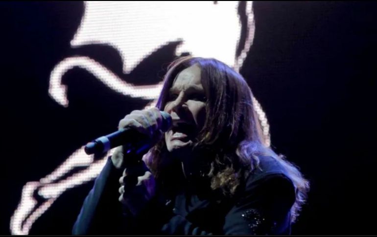 La pareja se conoció en 1970, cuando Sharon tenía apenas 18 años, gracias a que su padre, Don Arden, era manager de la banda Black Sabbath. SUN