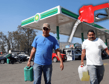 Aunque el combustible no tiene una fecha de caducidad impresa como en el caso de los productos perecederos, eso no significa que dure para siempre. EL INFORMADOR / ARCHIVO
