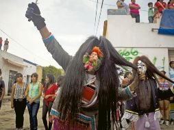 Los bailes de los Tastoanes son típicos durante las fiestas en San Juan de Ocotán. EL INFORMADOR