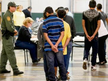 Más de 53 mil menores han recibido órdenes de deportación. EL UNIVERSAL
