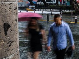 Durante todo el día, la ciudad tapatía permanecerá con nubes y claros en su firmamento. EL INFORMADOR / ARCHIVO