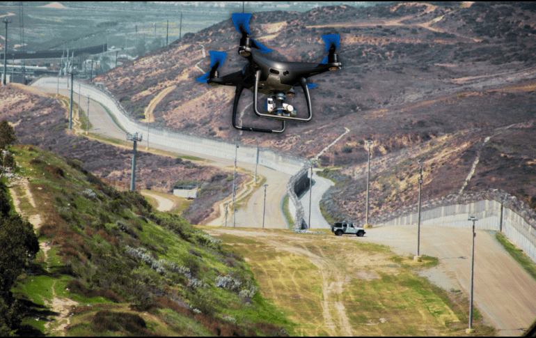 Un funcionario de Trump declaró que sólo es cuestión de tiempo antes de que estadounidenses o fuerzas del orden sean blanco de ataques en la frontera con drones de cárteles mexicanos. NTX / ARCHIVO