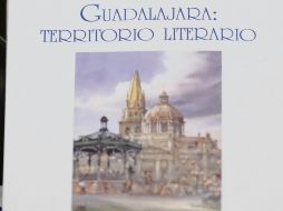 La obra reúne a 33 autores en un libro que retrata la ciudad desde lo histórico, poético y fantástico. CORTESÍA