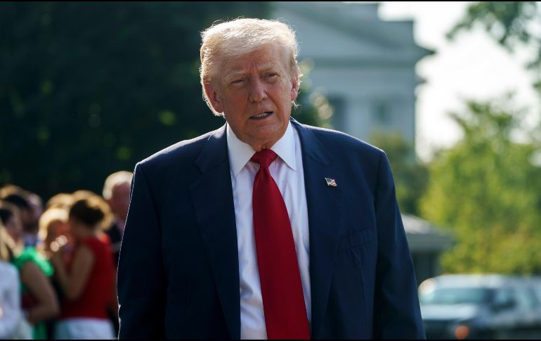 Trump advirtió a Putin sobre las posibles consecuencias si no flexibiliza su postura en las negociaciones con Ucrania. EFE/W. OLIVERNO