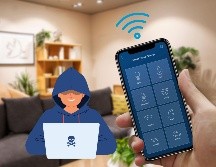 Las redes sociales y tu teléfono móvil no son los únicos que pueden vivir un hackeo. ESPECIAL / CANVA