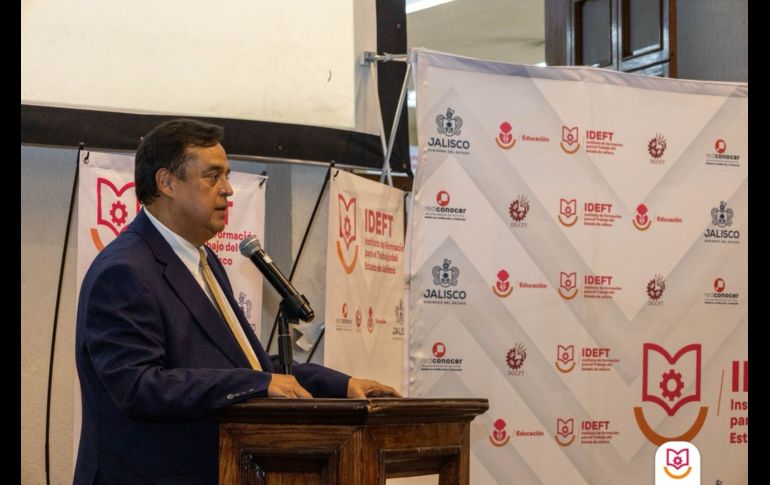 Salvador Cosío aclaró que no existe límite ya que se puede expandir a otros sectores y para eso el Comité irá dando en conjunto con los sindicatos, académicos, industrias las rutas para que se establezcan estándares en otros sectores productivos. CORTESÍA