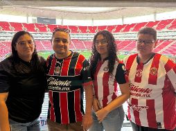 Para Alejandro Gaitán y su familia hay una gran ilusión por ver a los refuerzos del equipo. EL INFORMADOR.