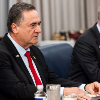 Israel advierte que podría atacar a Jameneí si Irán mantiene sus amenazas