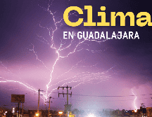 En la ruidosa metrópoli tapatía una alta probabilidad de tormenta eléctrica cubrirá el 90% de la región —con gotas de 8.8 mm—. EFE / ARCHIVO