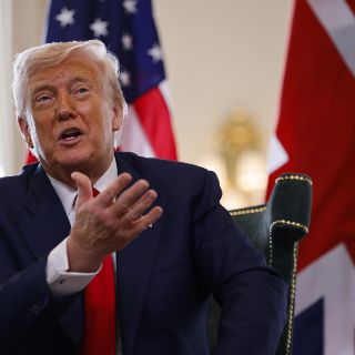 Estados de EU demandan a Trump por exigir datos de beneficiarios de cupones para alimentos