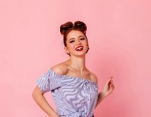 Existen diversidad de colores que hace ver más joven a una mujer. UNSPLASH/ Look Studio