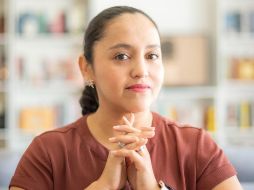 La autora explora los ritos femeninos, con un toque donde lo trágico y lo cómico van de la mano a lo largo de su narrativa. ESPECIAL