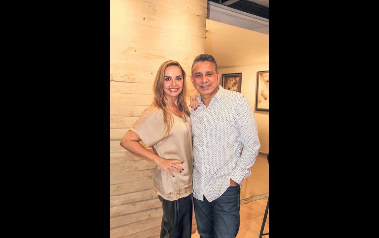 Erika Bracamontes y Salvador Villanueva. GENTE BIEN JALISCO / E. Escamilla
