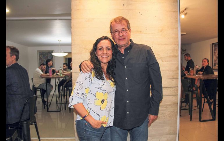 Mariana Preciado y Francisco de la Peña. GENTE BIEN JALISCO / E. Escamilla